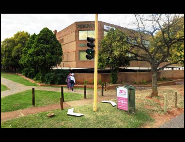 BUSINESS PROPERTY TO RENT IN LYNNWOOD